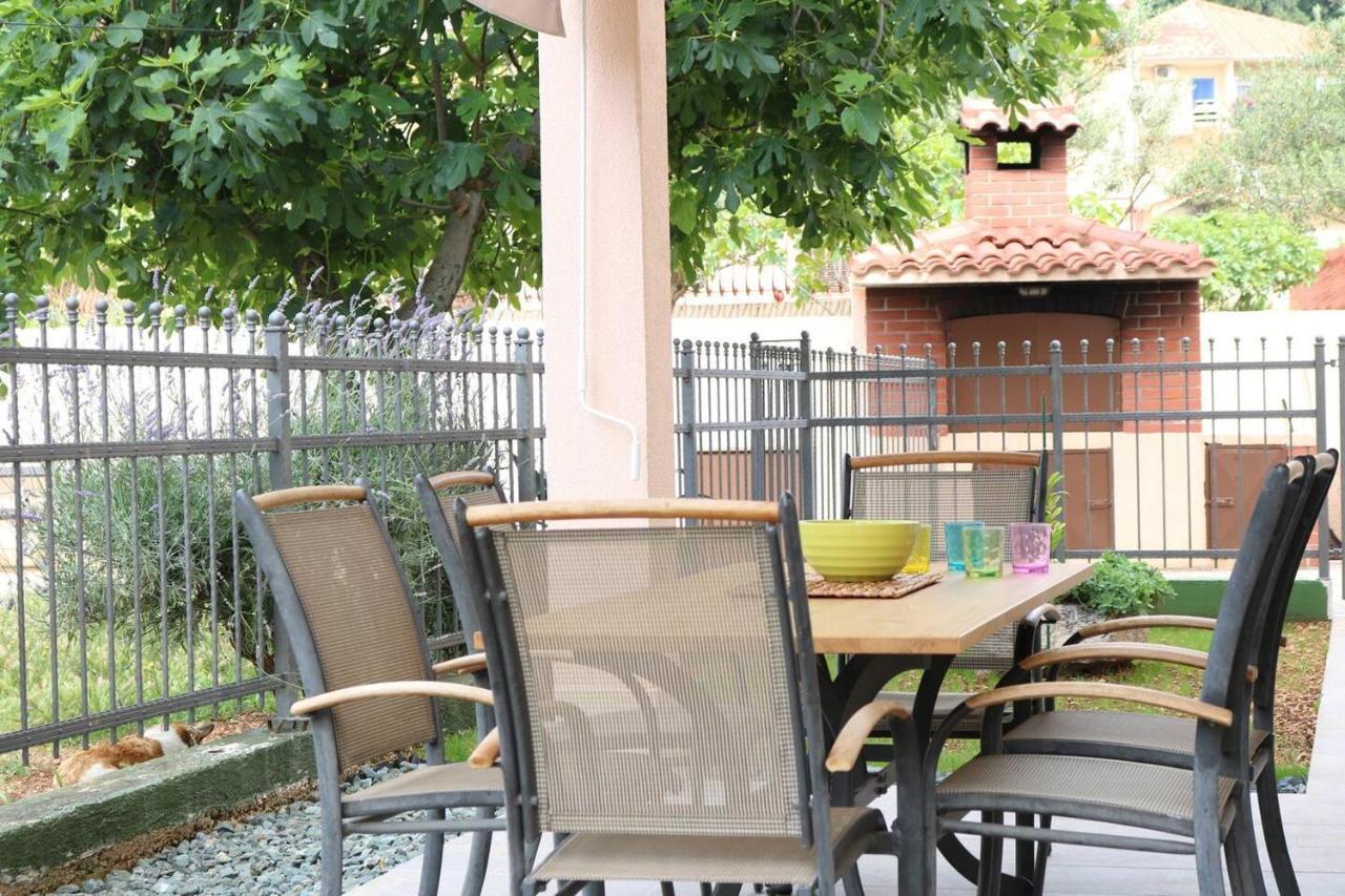 Apartments Ela Τρογκίρ Εξωτερικό φωτογραφία